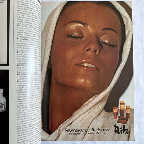 BRITISH VOGUE - JUNE 1974 - Picture 10 of 15